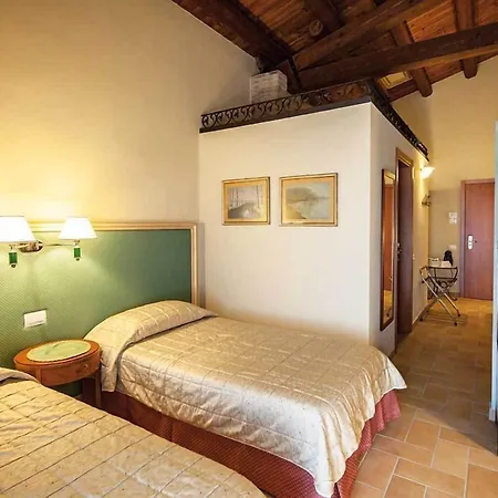 Aparthotel Diamantina Ferrara