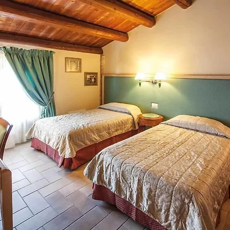 Aparthotel Diamantina Ferrara