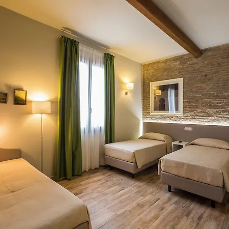 Aparthotel Diamantina Ferrara