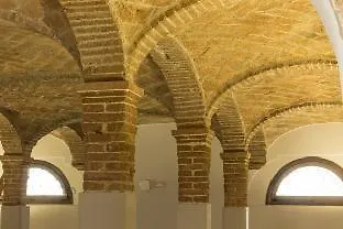 Diamantina Aparthotel 3*